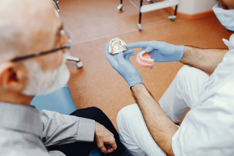 Implantes dentales: Precios y más